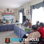 Bhabinkamtibmas Polsek Menyuke Hadiri Lokmin Lintas Sektoral  Puskesmas Darit