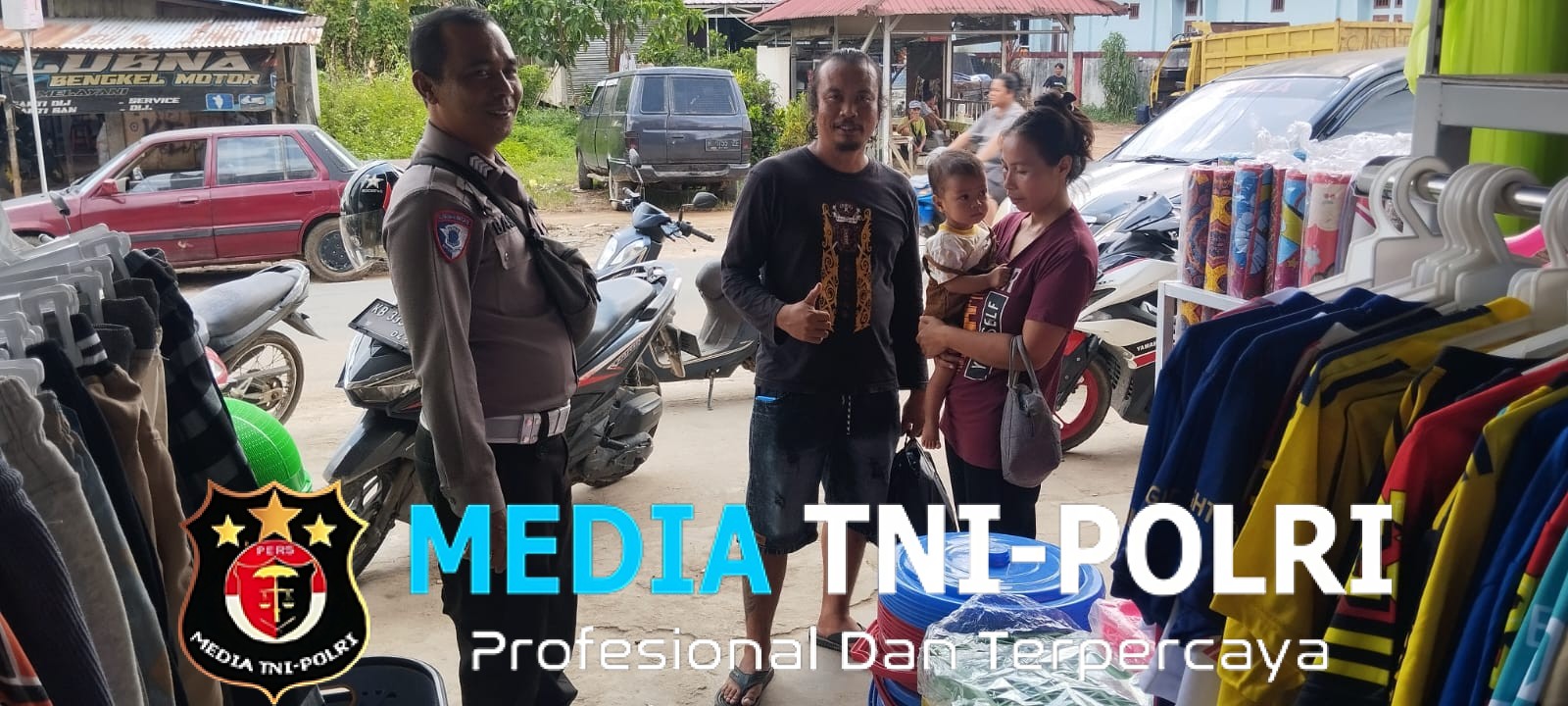 Patroli Kamtibmas Dialogis Siang Hari, Polsek Mempawah Hulu Sasar Pasar Karangan dan Pusat Keramaian