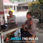 Kehadiran Polisi Disambut Warga, Patroli Siang Polsek Mandor Fokuskan Edukasi Keamanan