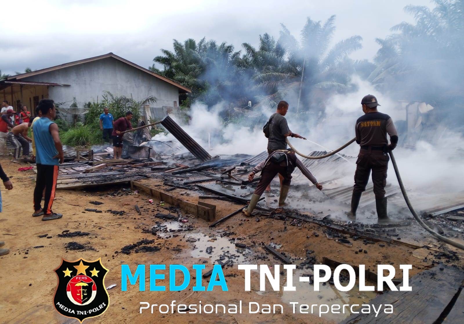Korsleting Listrik Diduga Picu Kebakaran Mess Karyawan PT SAP, 16 Unit Ludes Terbakar