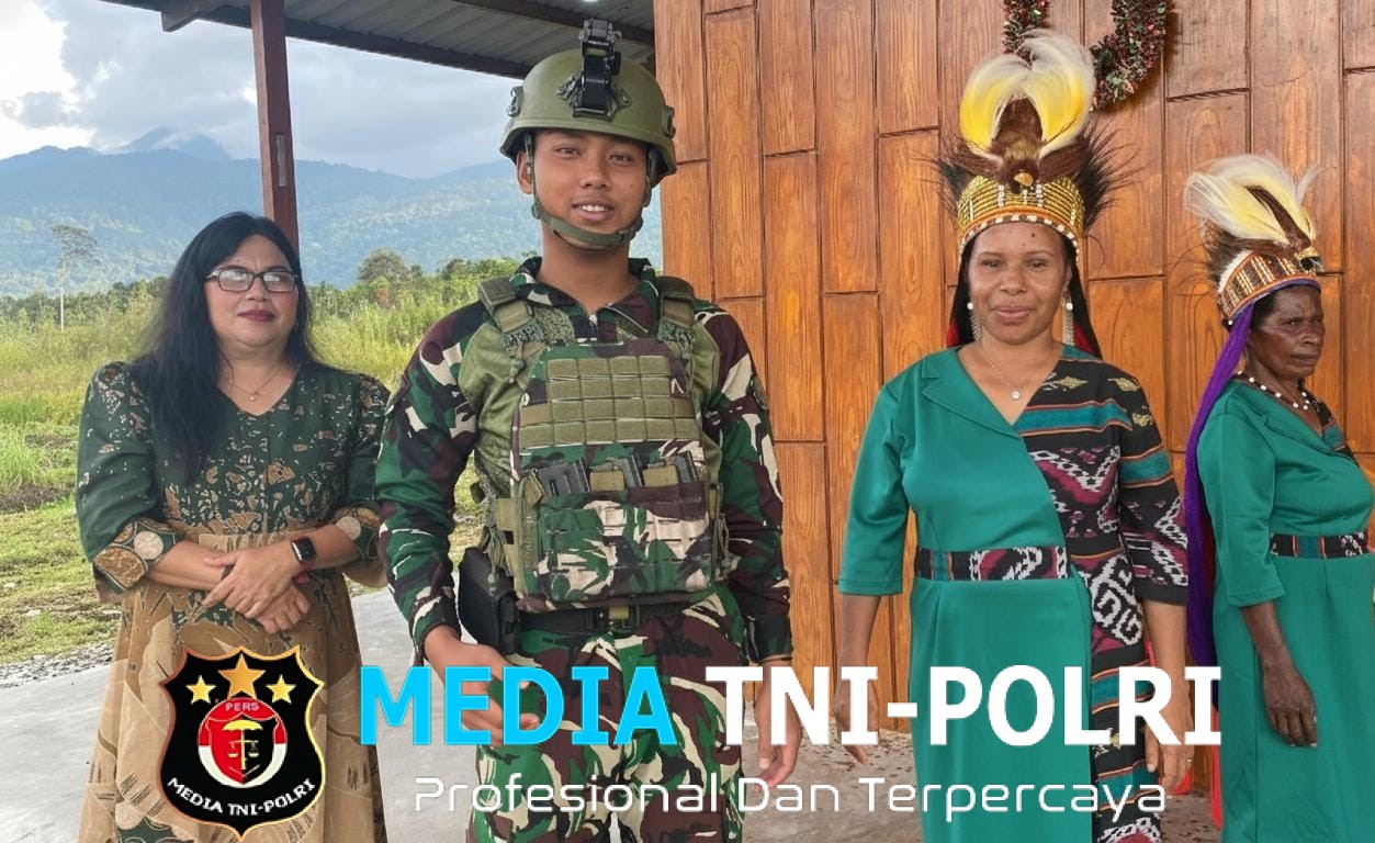 Perayaan Natal Satgas Yonif 521/DY Kegiatan Bersama di Gereja Shekinah Distrik Elelim