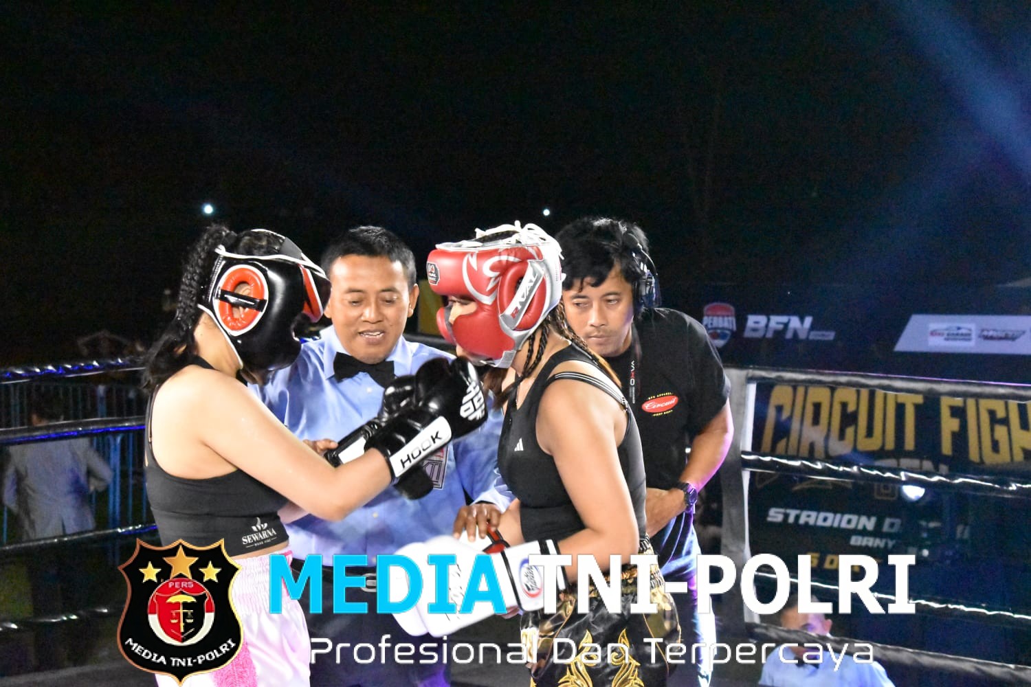 Kasdim 0825 Hadiri Banyuwangi Fight Night Sorotan Baru Ajang Pertarungan Bergengsi di Stadion Diponegoro
