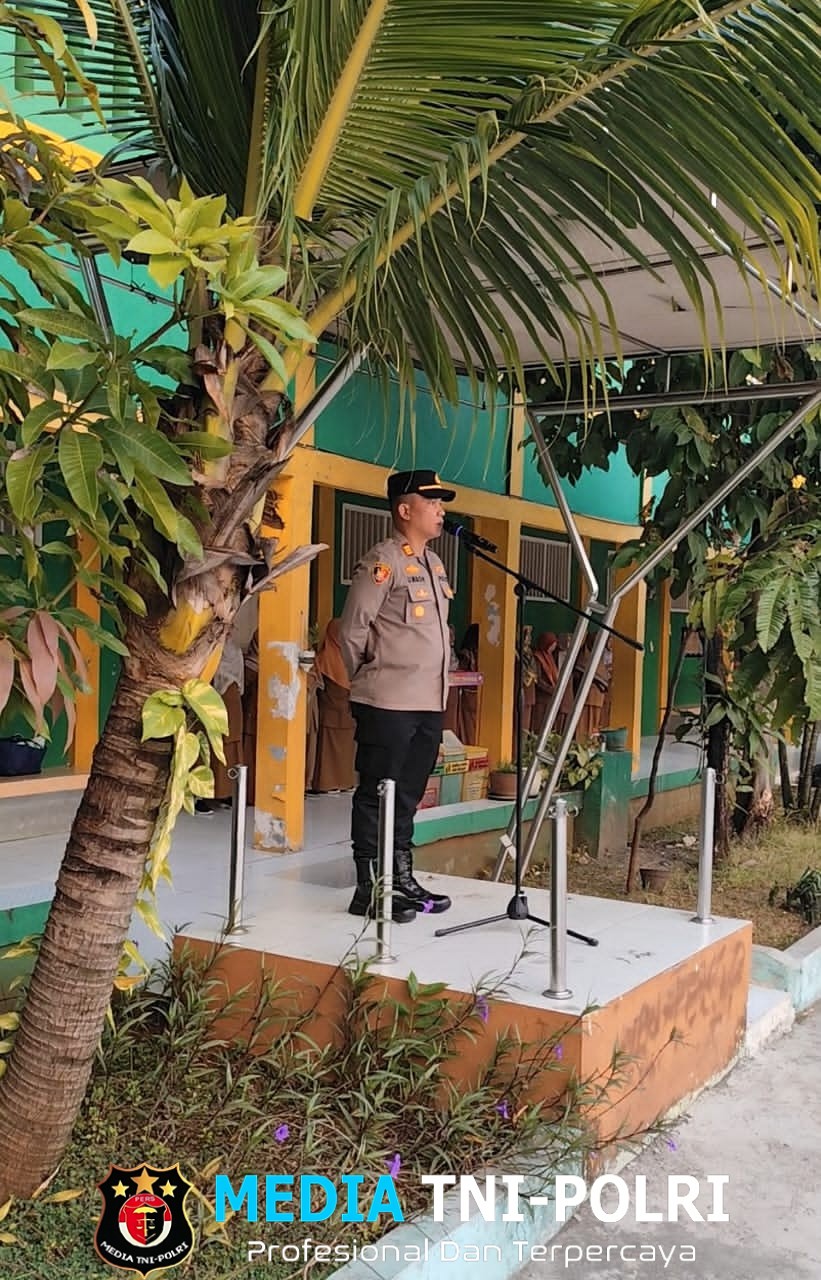 Polsek Cikarang Pusat Gelar “Police Goes to School” di SMAN 1 Cikpus, Dorong Karakter dan Disiplin Siswa