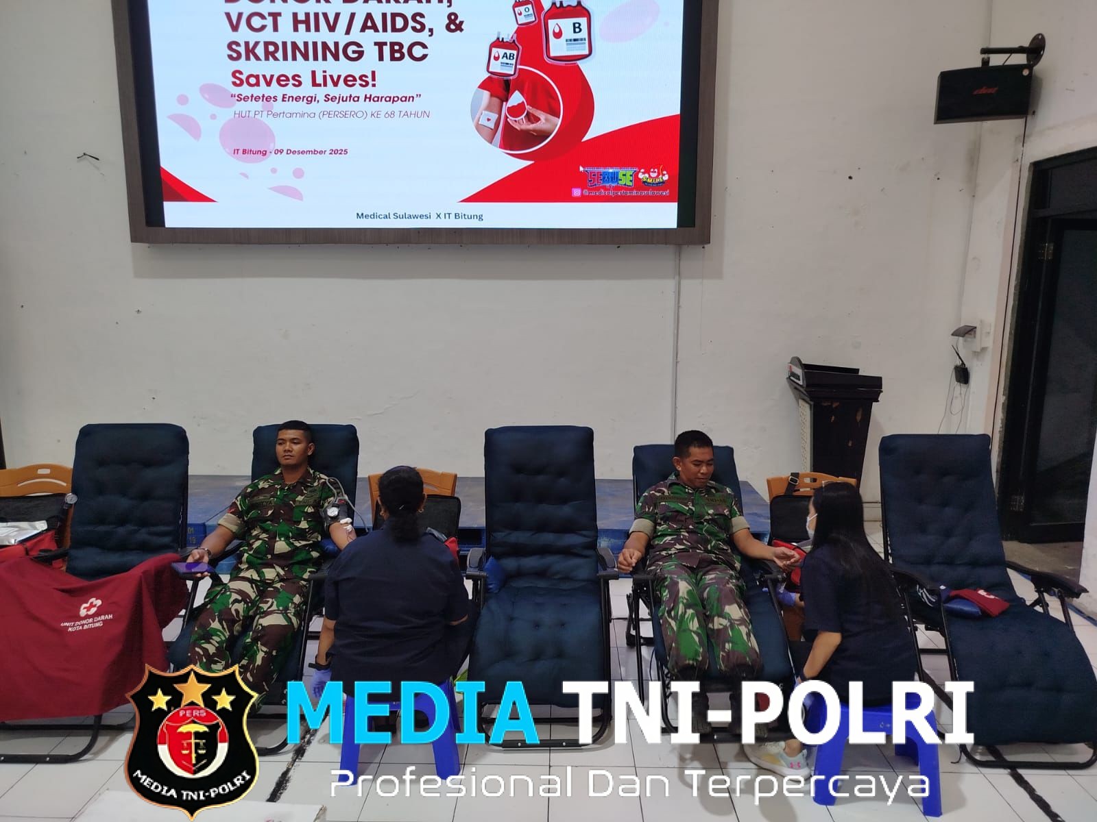 Semangat Kemanusiaan, Personel Kodim 1310/Bitung Turut Partisipasi Donor Darah Di HUT PT. Pertamina Ke-68