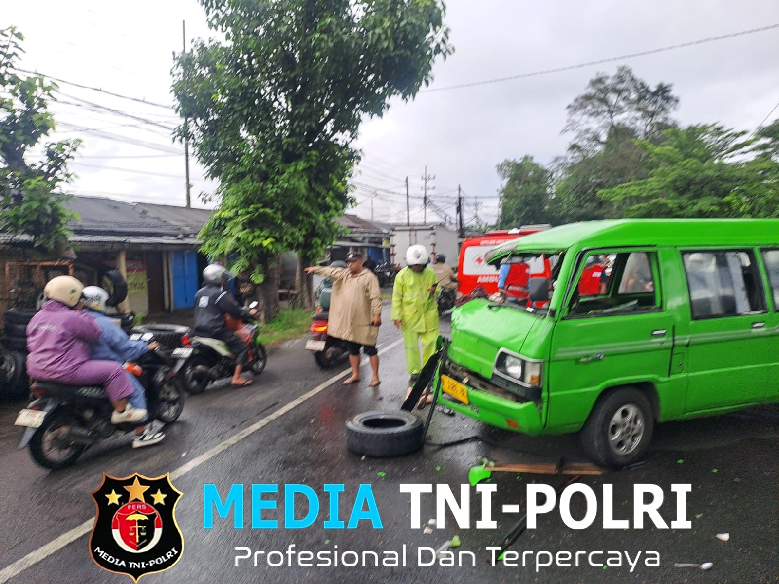 L300 Tabrak Truk di Pakisaji, Polisi Lakukan Olah TKP