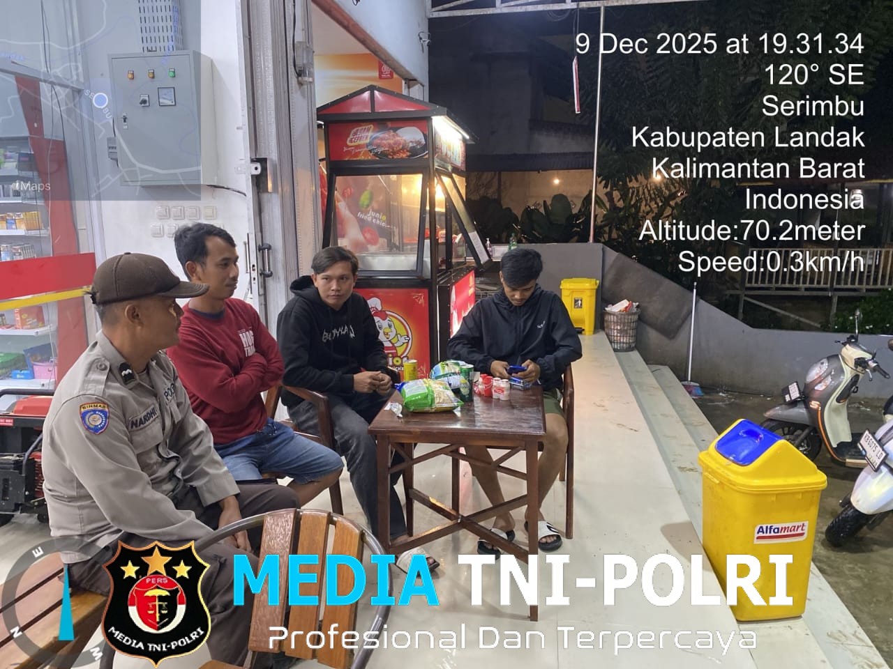 Tindak Kejahatan Ditekan, Polsek Air Besar Lakukan Patroli Malam