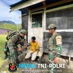 Pelayanan Kesehatan Gratis Satgas Yonif 521/DY Pengobatan ke Masyarakat di Distrik Kelila