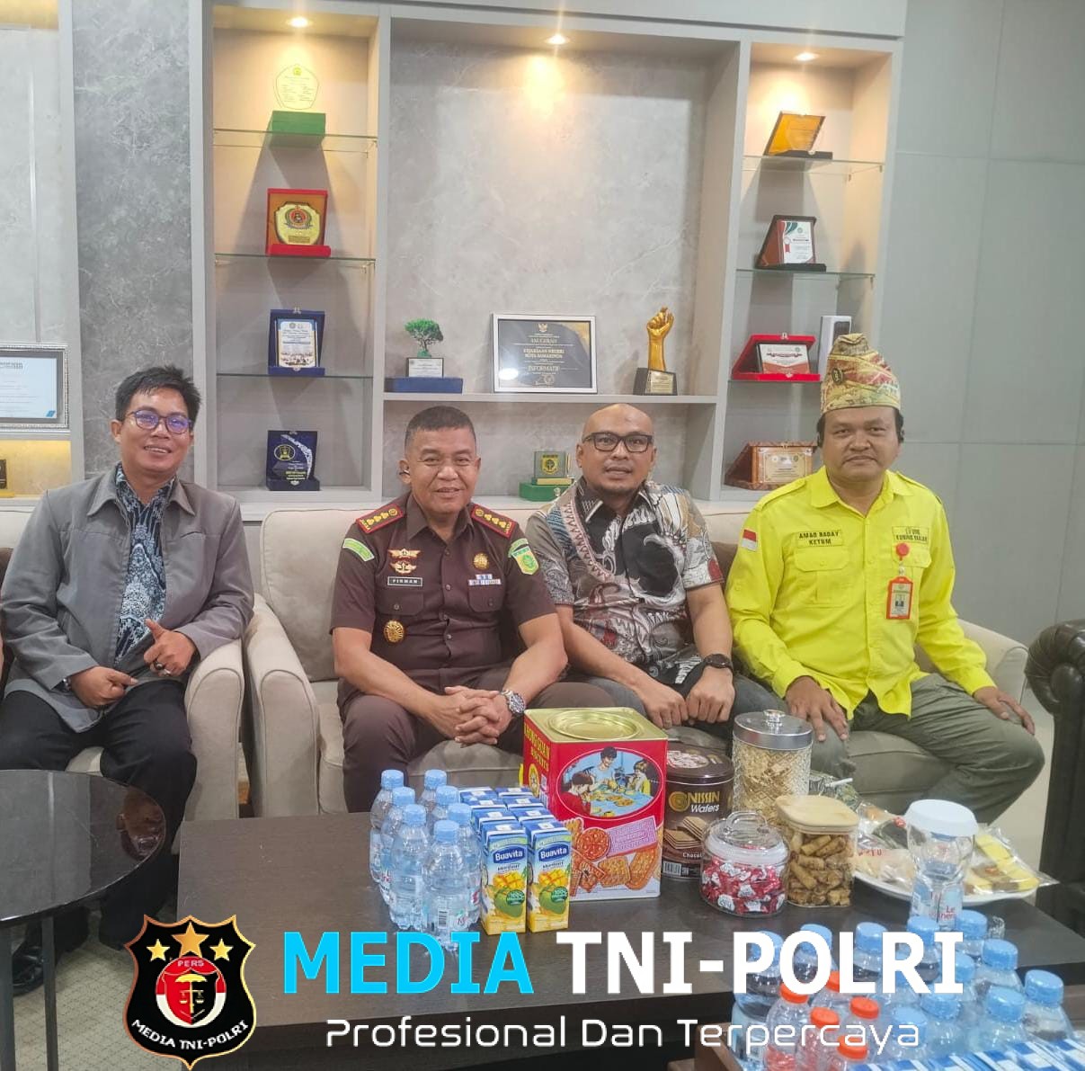 DPP Laung Kuning Banjar Silaturahmi ke Kejari Samarinda, Dorong Pengembangan Budaya Banjar dan Bantuan Hukum