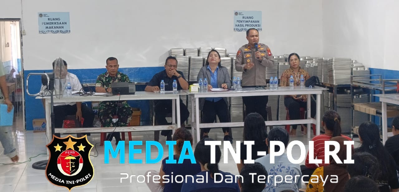 Wujudkan Keamanan Konsumsi Masyarakat, Polsek Menjalin Hadiri Pelatihan Penjamah Makanan Desa Menjalin