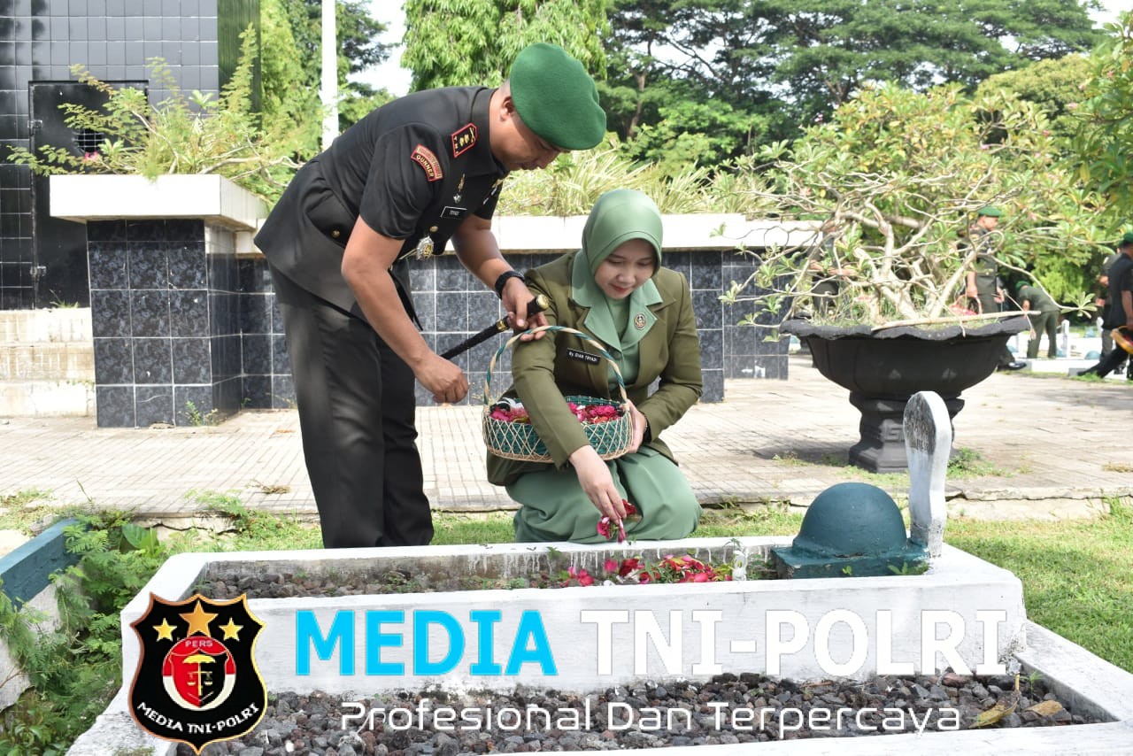Langkah Sunyi di Pahlawan Dandim 0825 Banyuwangi Pimpin Ziarah Hari Juang TNI AD ke-80