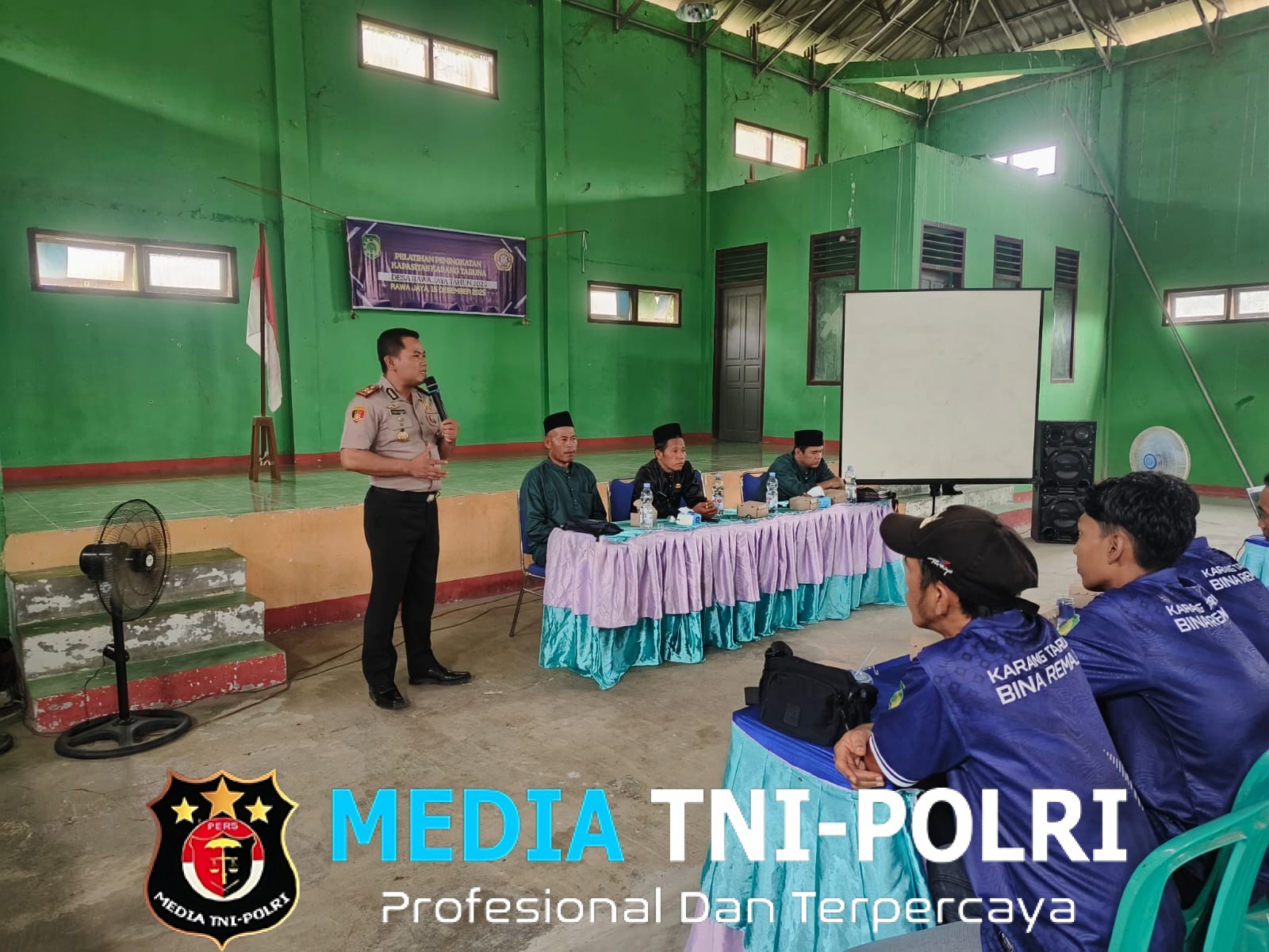 Kapolsek Tabir Selatan Jadi Inspirasi Pemuda Desa Rawa Jaya dalam Pelatihan Peningkatan SDM