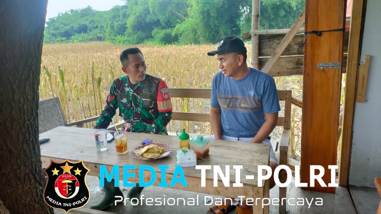 Babinsa Juwangi Pererat Kedekatan dengan Warga Lewat Komsos Santai di Dukuh Gambang