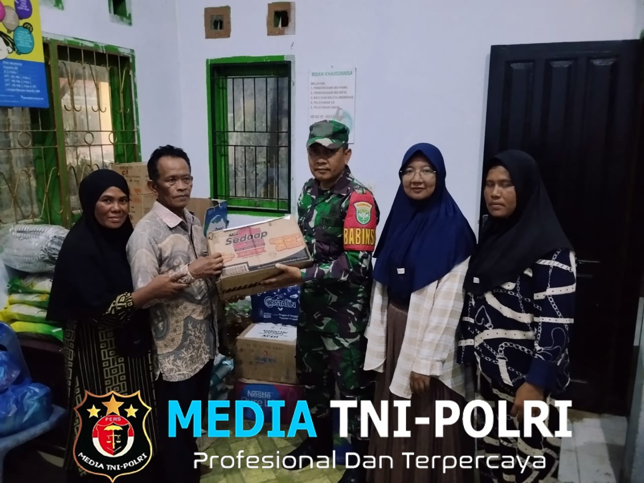 Korem 011/Lilawangsa Salurkan Bantuan Sembako bagi Warga Terdampak Banjir di Wilayah Kodim 0103/Aceh Utara