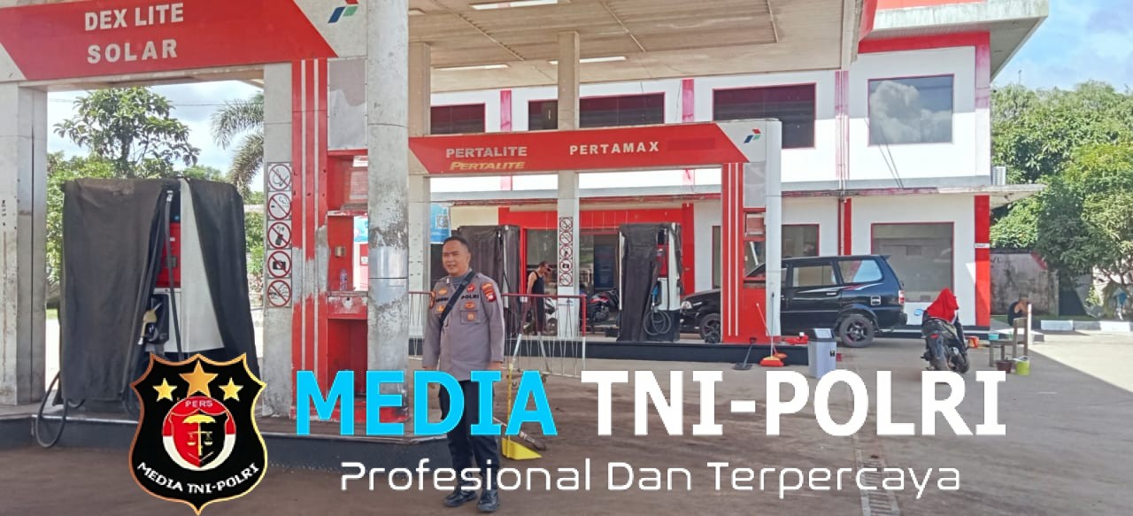 Pastikan Stok BBM Aman Jelang Nataru, Personel Polsek Mempawah Hulu Sambangi SPBU Karangan