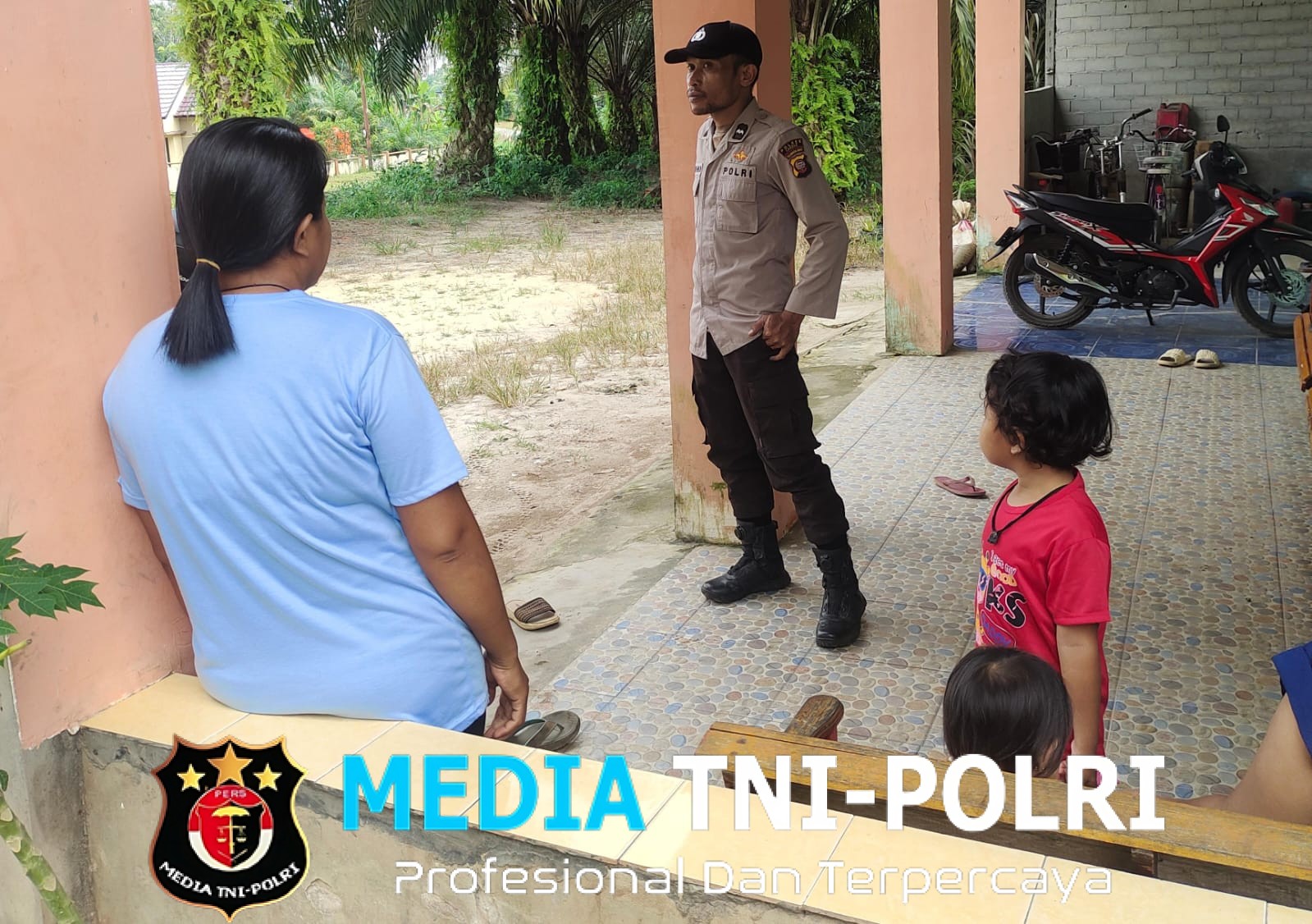 Patroli Dialogis Jadi Upaya Preventif Polsek Sebangki Jaga Kamtibmas