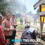Kapolres Kotim Hadiri Kegiatan “Mamapas Lewu” bersama Forkopicam dan Masyarakat di Kecamatan Mentaya Hulu
