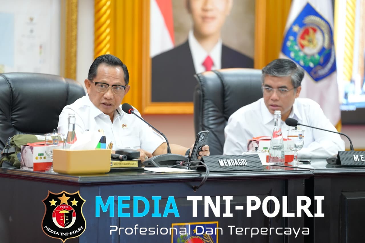 Mendagri Jelaskan Peran Gubernur dalam Penetapan Upah Minimum 2026