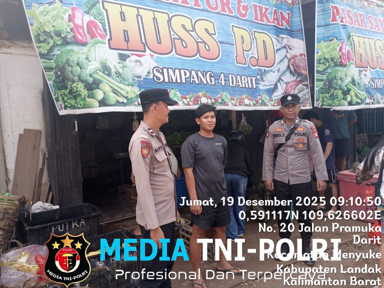 Patroli Siang Hari Dalam Menjaga Situasi Kamtibmas yang  Aman dan Kondusif