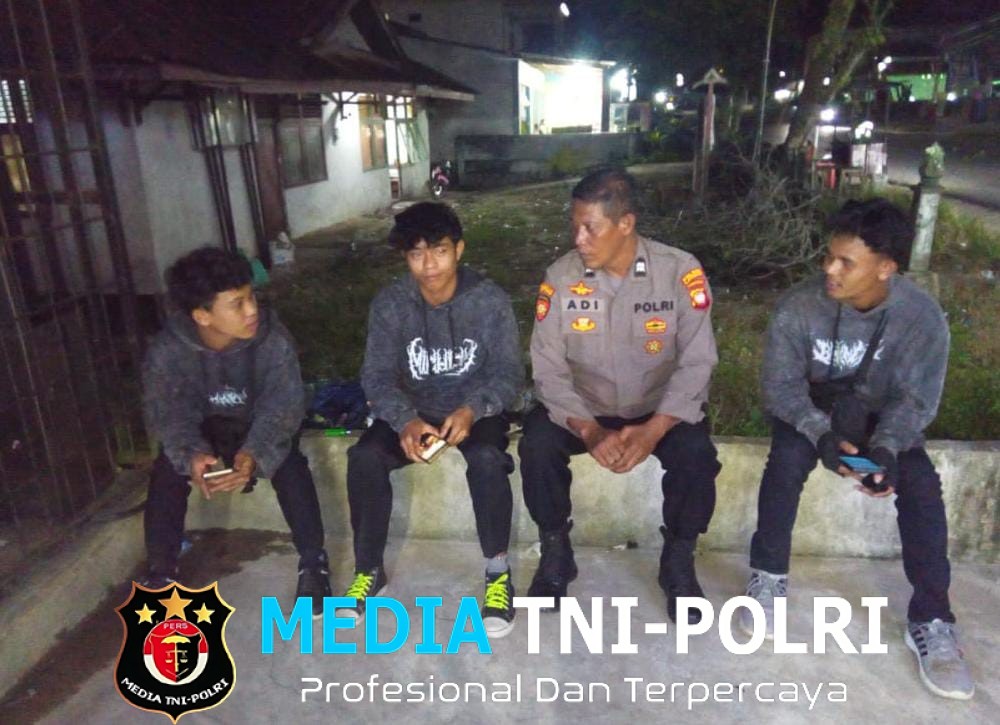 Polisi Intensifkan Patroli Malam, Sapa Warga Sekaligus Sampaikan Himbauan Kamtibmas