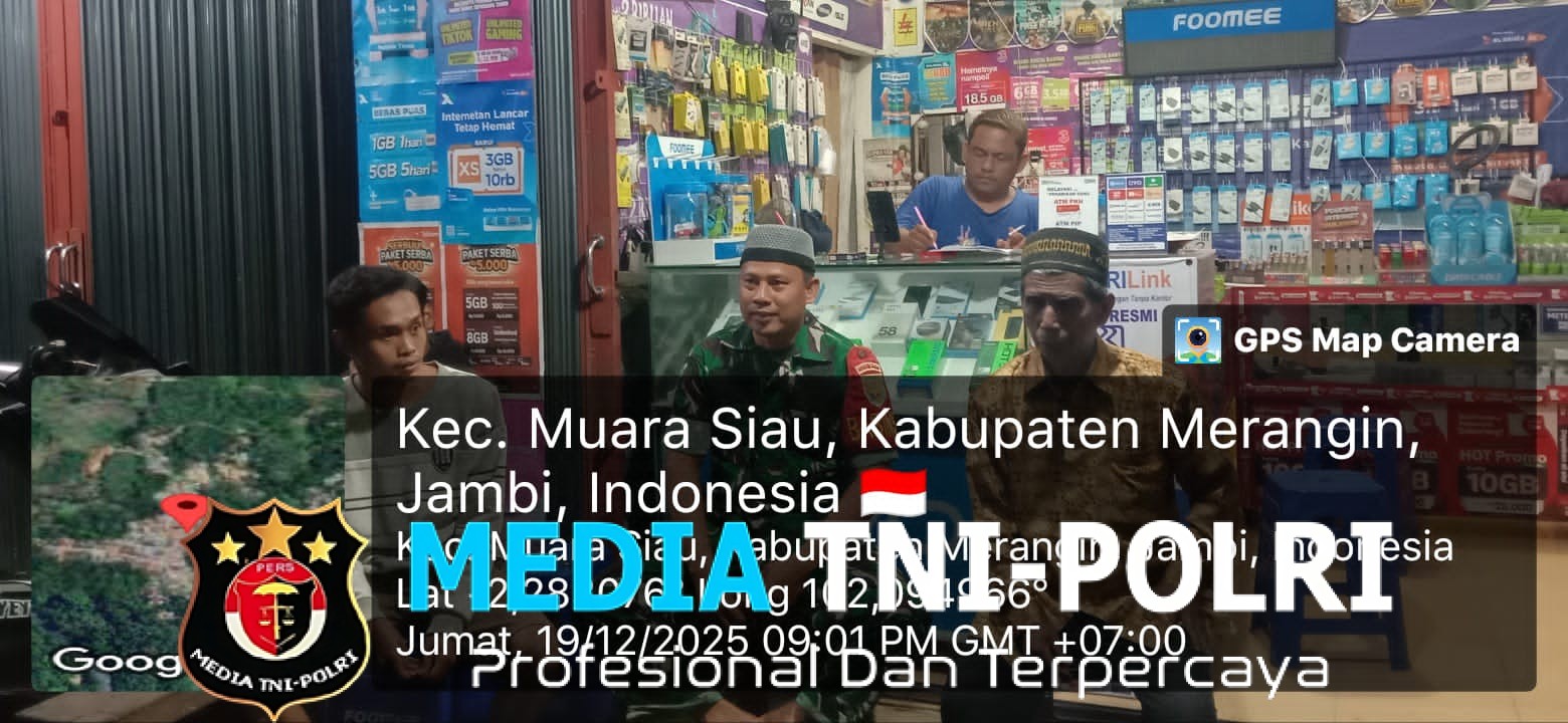 Komsos Malam Koramil 420-06/Muara Siau Pererat Silaturahmi dengan Warga