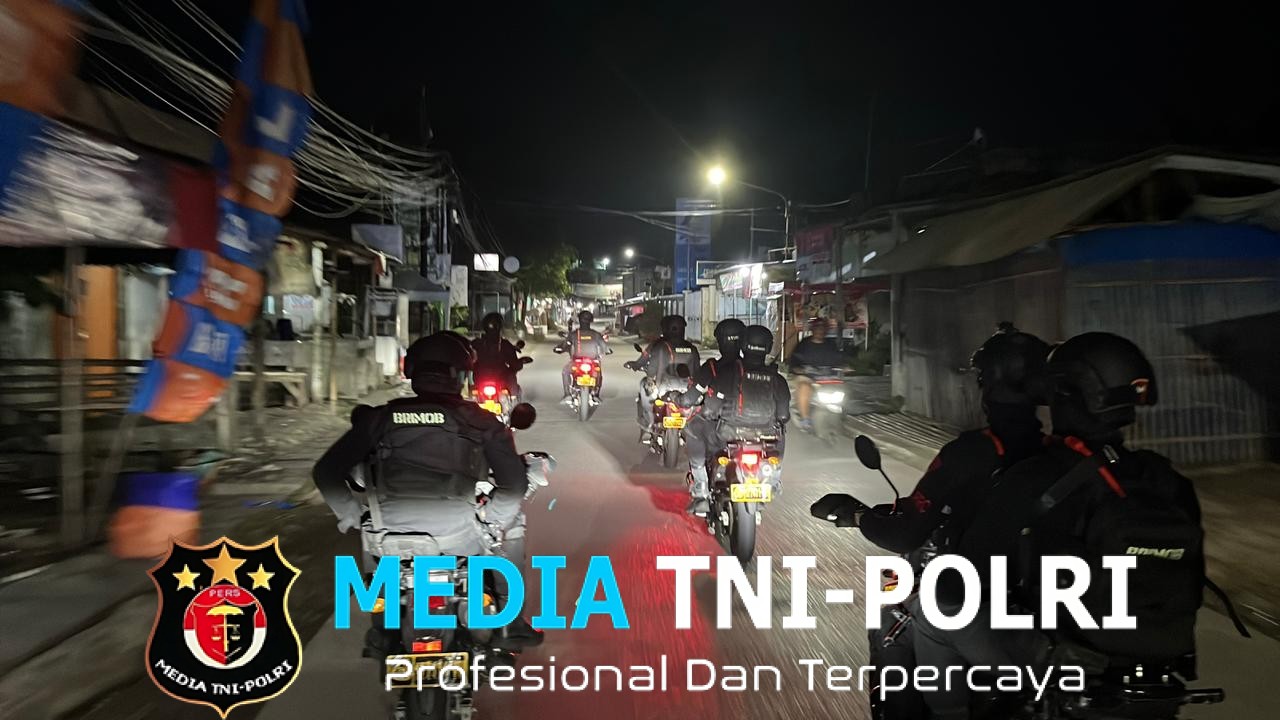 Brimob Yon D Pelopor Jaga Kondusifnya Kabupaten Bekasi Patroli Rayonisasi Berhasil Ciptakan Keamanan