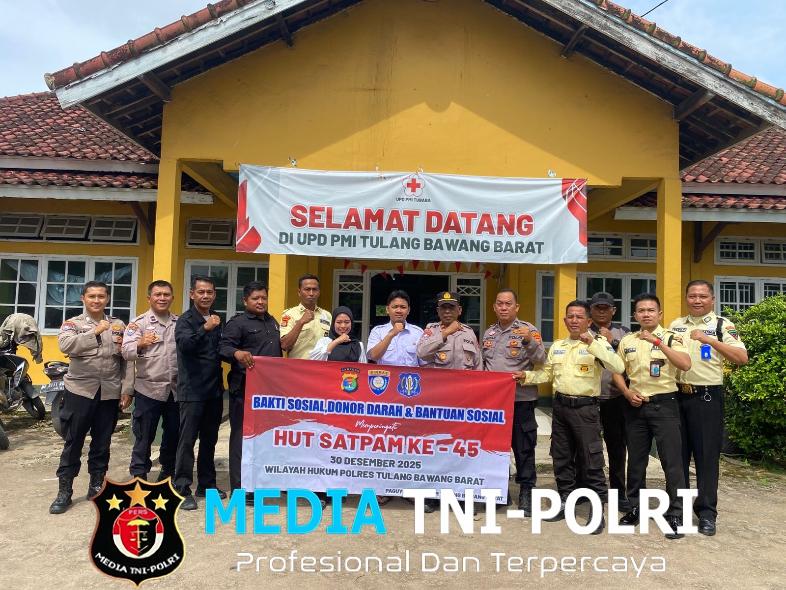 Dalam Rangka HUT Satpam ke-45, Sat Binmas Polres Tulang Bawang Barat Dampingi Donor Darah