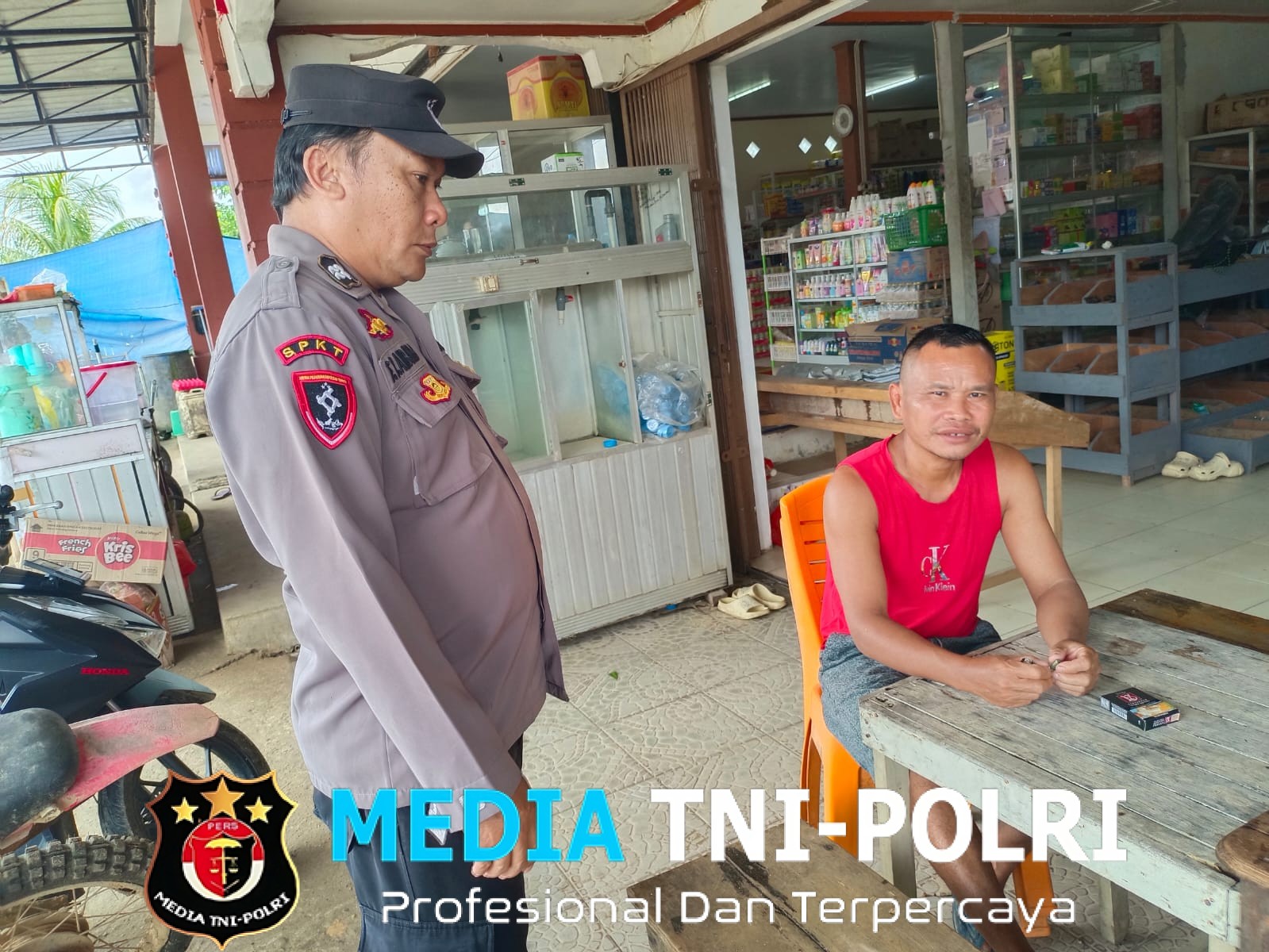 Ciptakan Rasa Aman, Polsek Kuala Behe Gelar Patroli Kamtibmas Jelang Natal 2025