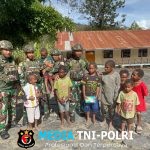 Pelayanan Kesehatan Gratis Satgas Yonif 521/DY Menyambut hari Natal di Distrik Kelila