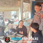 Sambangi Pusat Keramaian Pasar Karangan, Personel Polsek Mempawah Hulu Sampaikan Pesan Kamtibmas