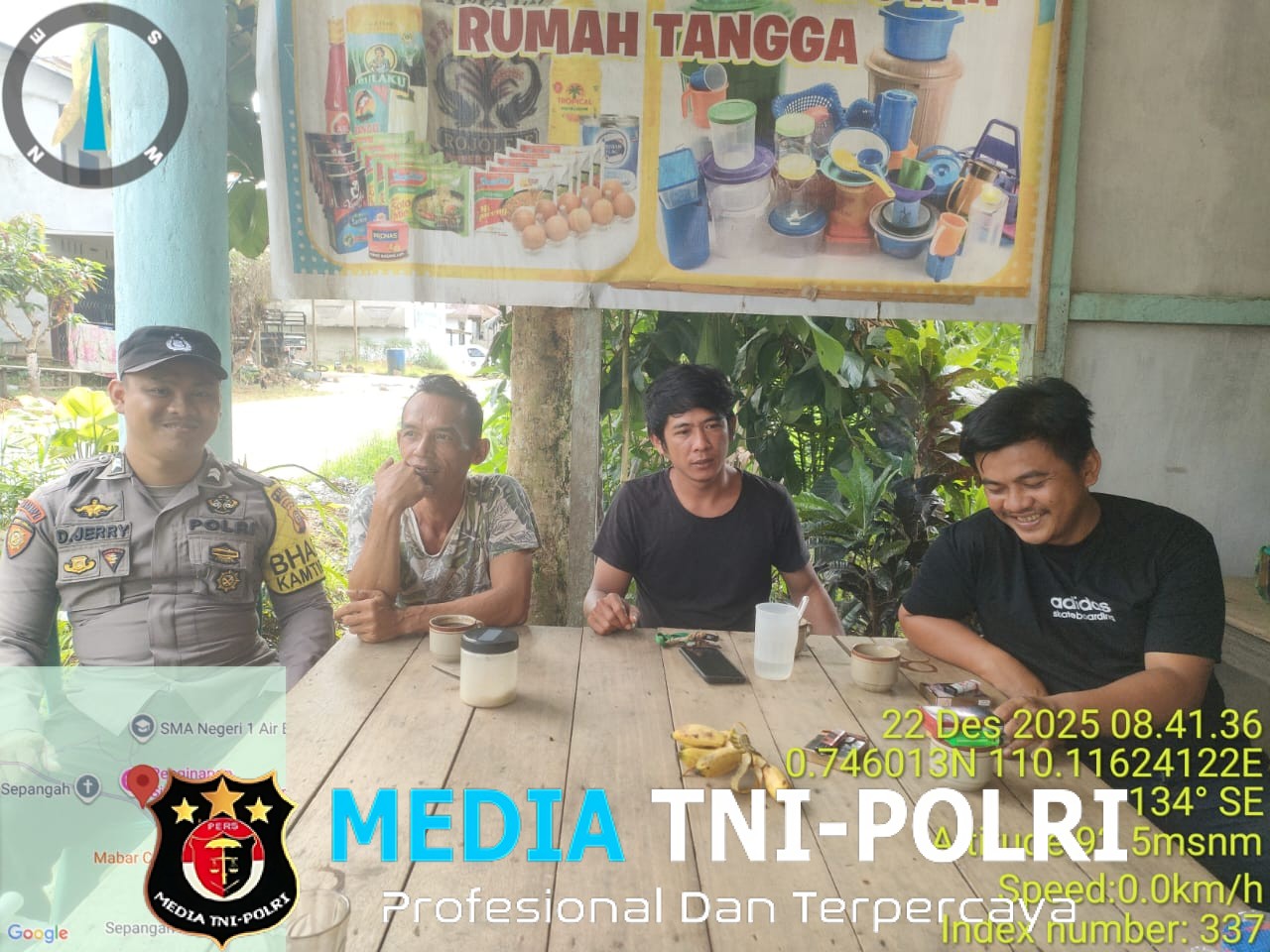 Patroli Siang yang Humanis, Polisi Ajak Warga Jaga Keamanan Bersama