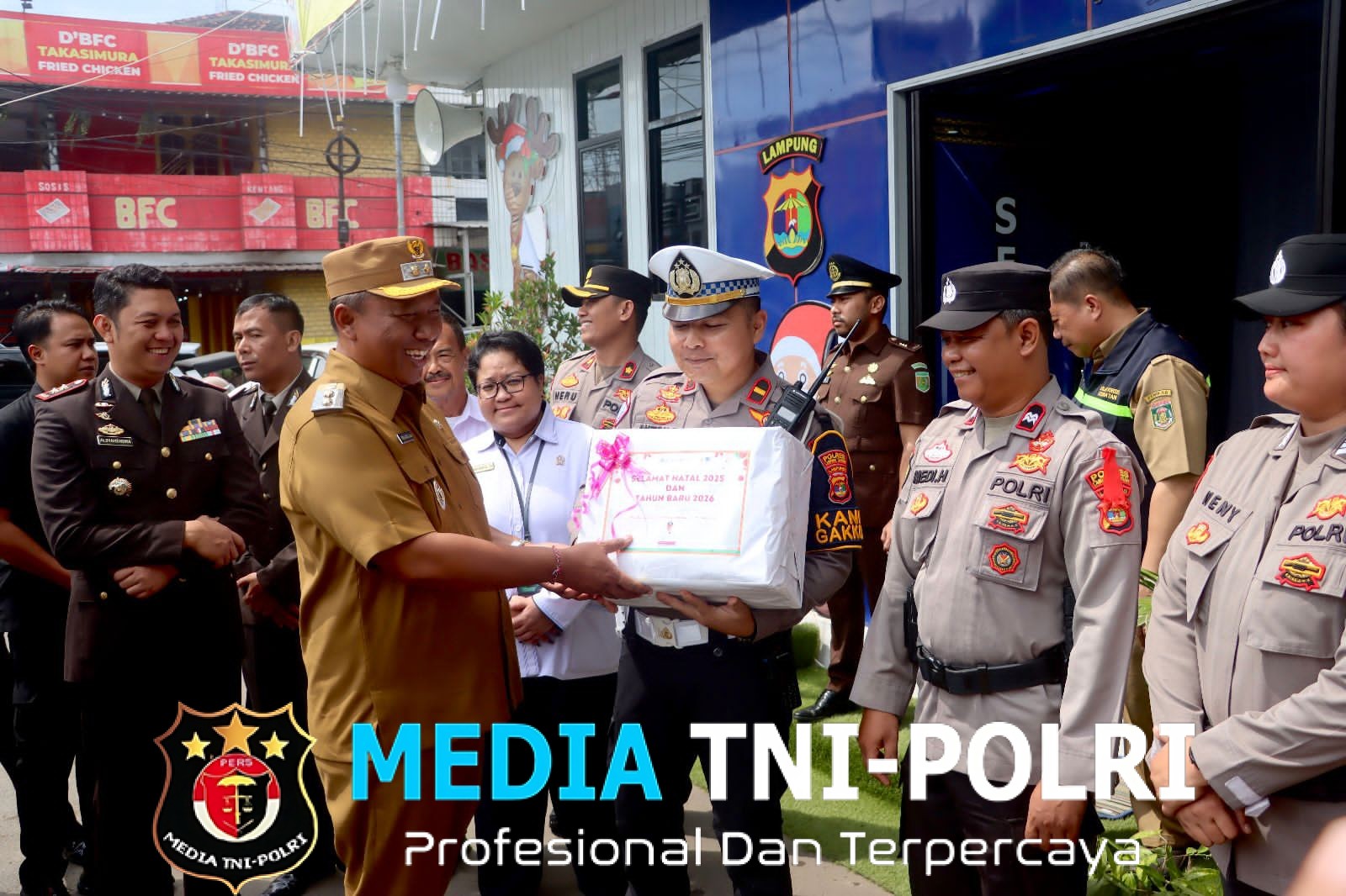 Pastikan Nataru Aman dan Kondusif, Kapolres Lampung Tengah Bersama Forkopimda Tinjau Pospam Ops Lilin Krakatau 2025
