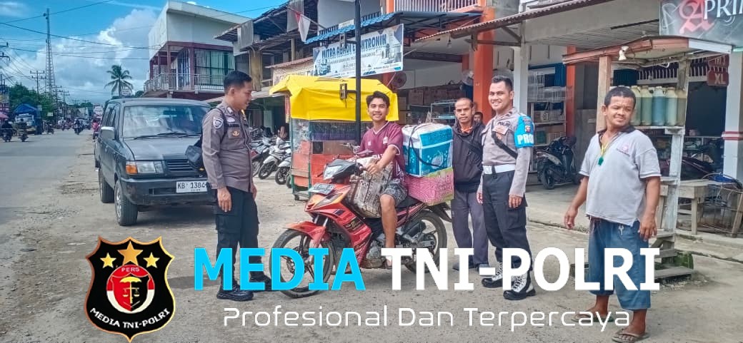 Pastikan Situasi Tetap Kondusif, Petugas Patroli Sisir Pasar Karangan