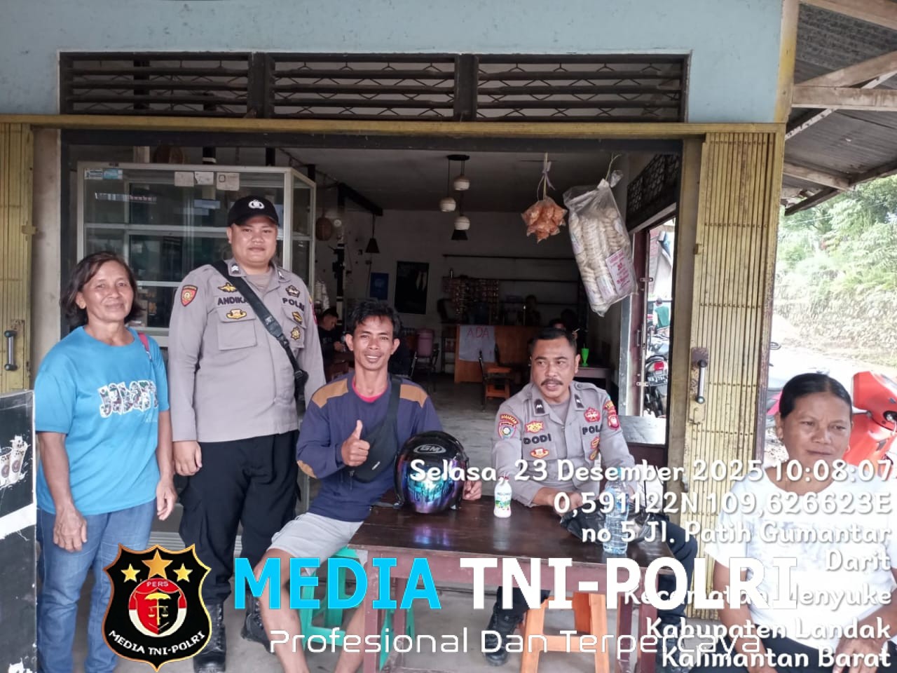 Sampaikan Pesan Kamtibmas Kepada Warga Samapta Polsek Menyuke Rutin Laksanakan Patroli Siang Hari