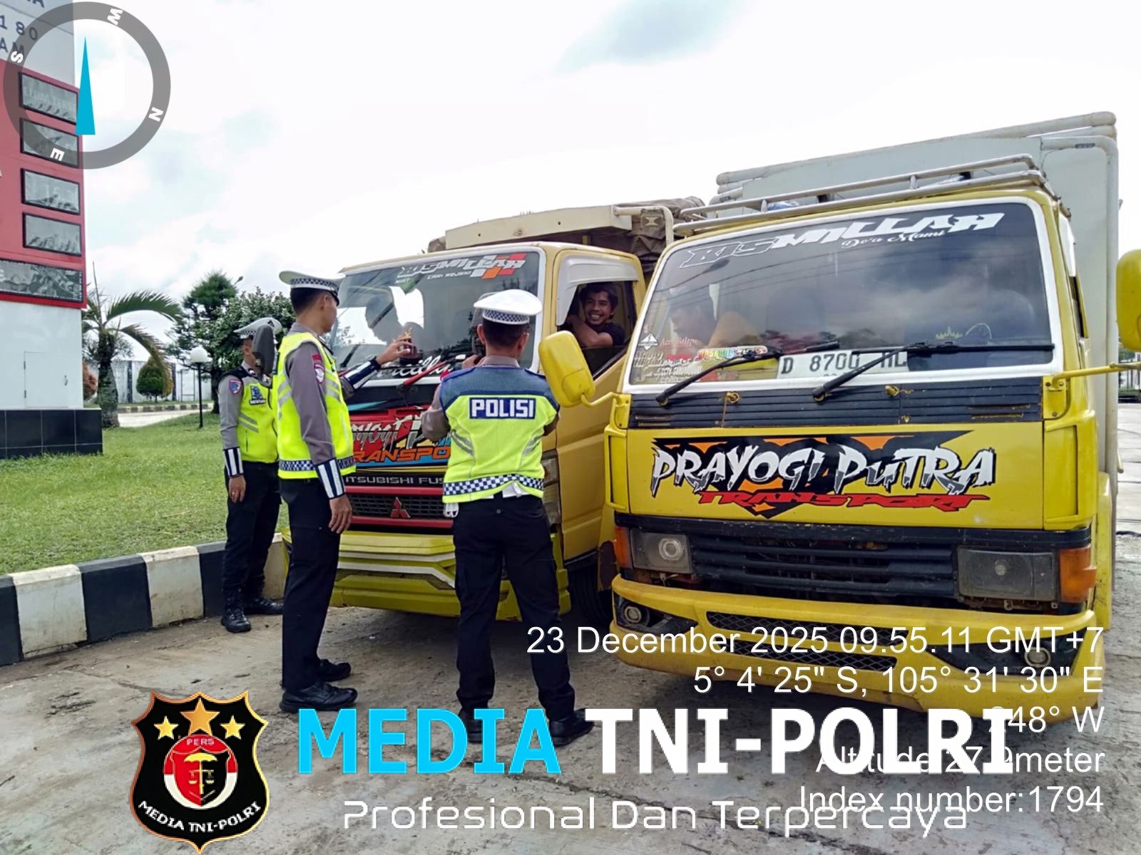 Satgas Ops Lilin Krakatau Polres Lampung Timur Laksanakan Sosialisasi dan Pengamanan Lalu Lintas