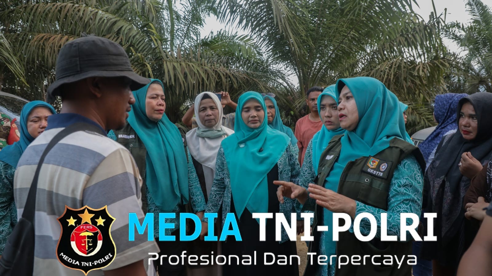 Percepat Penyaluran Bantuan, Kemendagri dan TP PKK Tembus Daerah Terisolasi di Aceh Timur