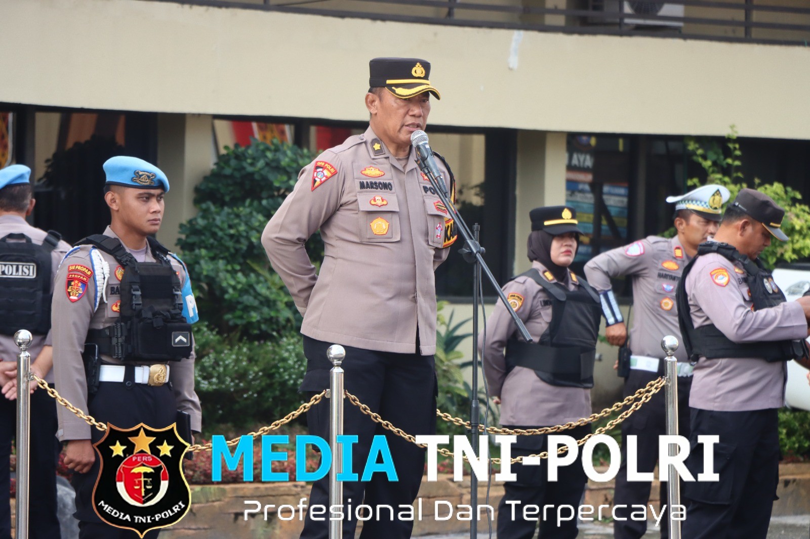 Kabagops Polres Kotim Pimpin Apel Kesiapan Patroli Ke Gereja- Gereja Yang Melaksanakan Ibadah Perayaan Natal