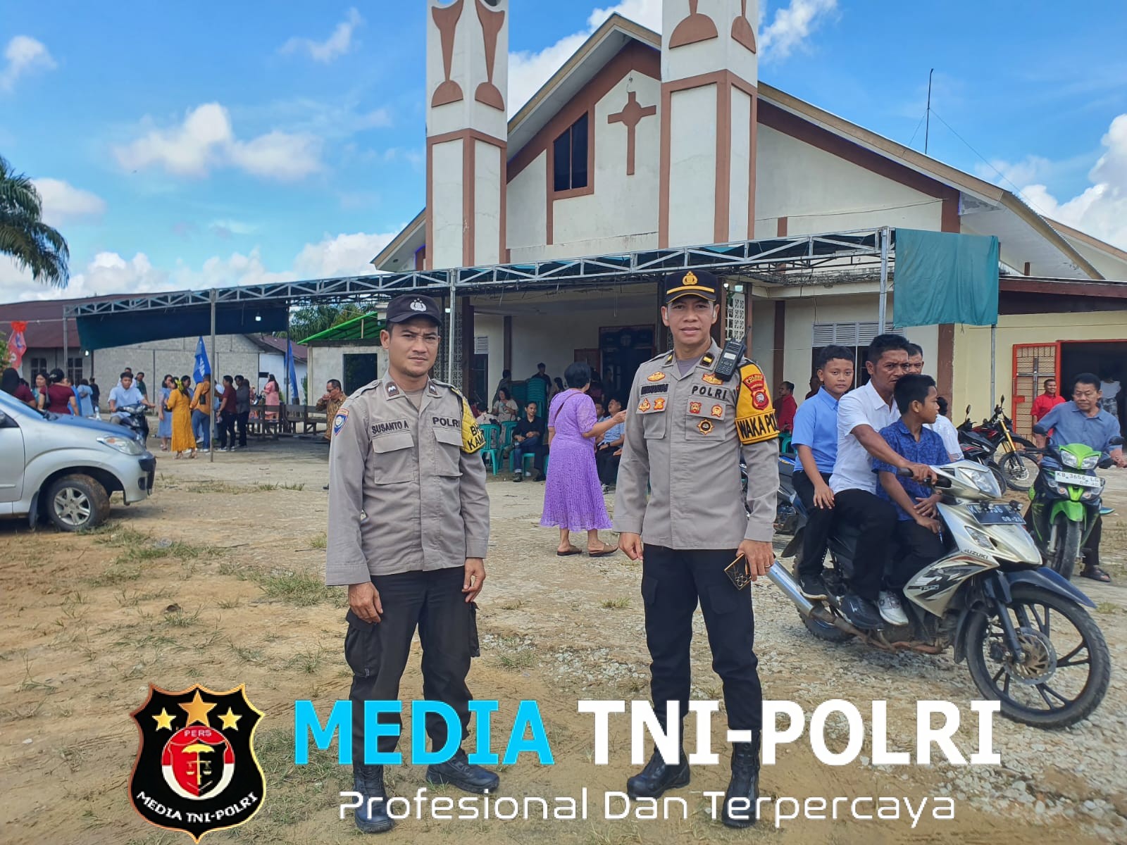 Pengamanan Ibadah Natal 2025, Polri Pastikan Situasi Kondusif di Gereja GPDI Elshaddai Ngabang