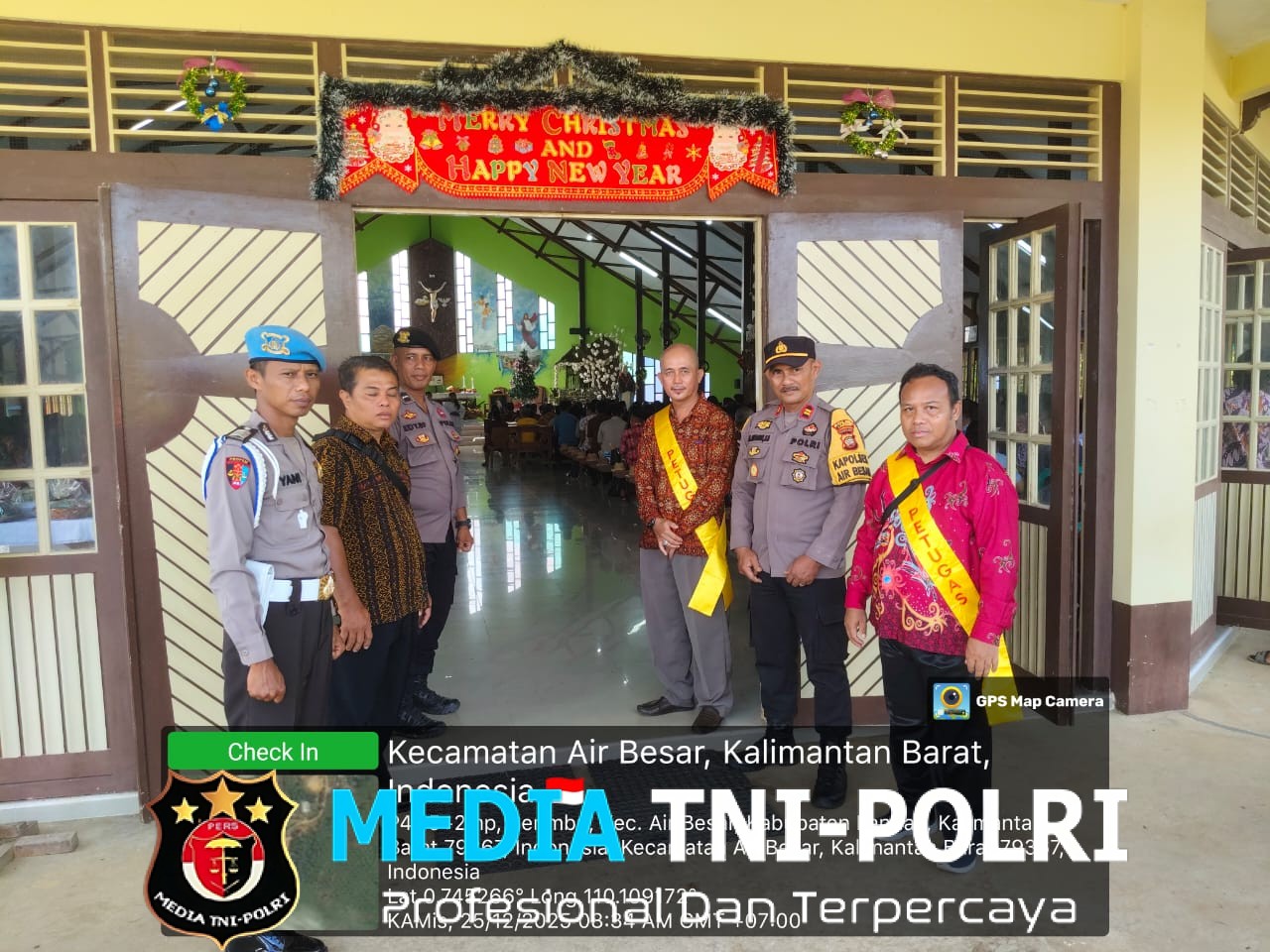 Pengamanan Ketat, Misa Natal 2025 di Gereja St. Yohanes Maria Vianney Berjalan Lancar