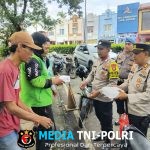 Polsek Tambun Selatan Bagikan Baksos Jumat Berkah ke 30 Pengemudi Ojol di Dua Titik Wilayah