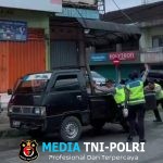 Kehabisan BBM, Mobil Pikap Mogok di Jalinsum Pringsewu, Polisi Sigap Evakuasi