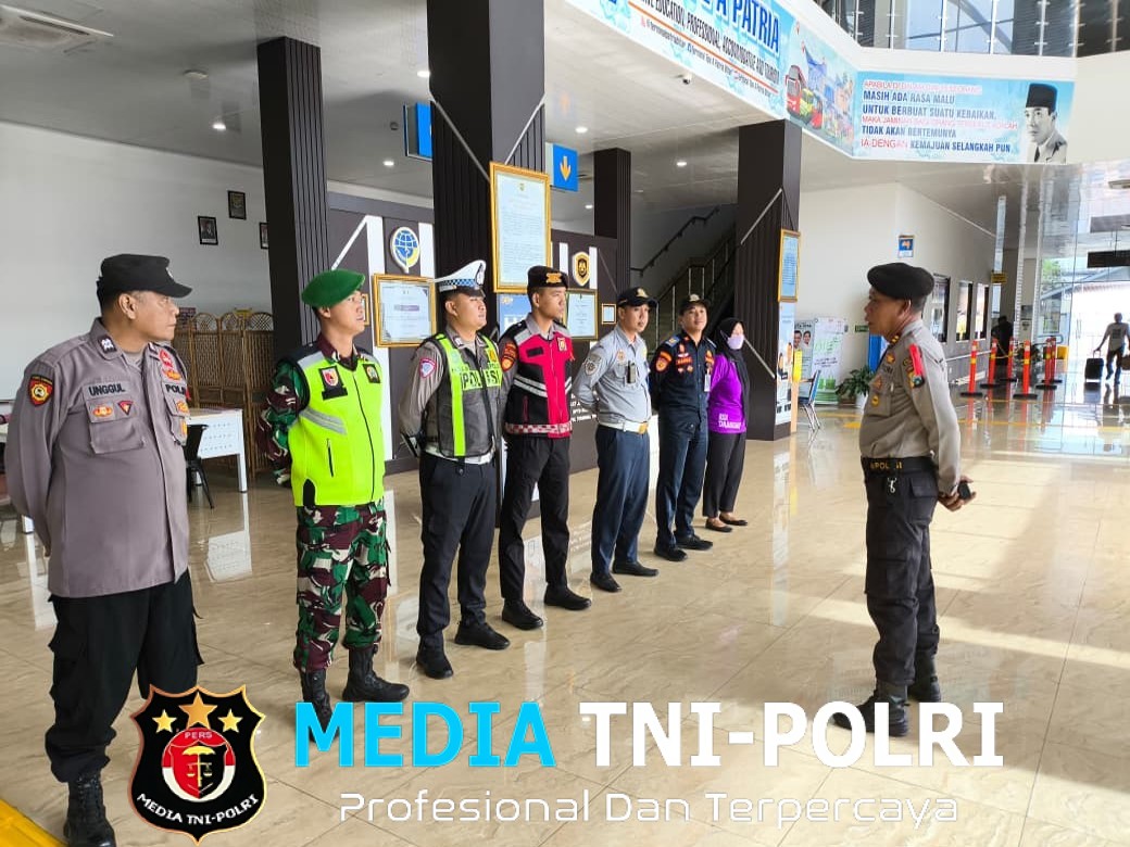 Kodim 0808/Blitar Bersama Polres Blitar Gelar Pos Pengamanan Nataru 2026