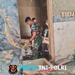 Pembersihan Masjid Rumoh Rayeuk Pascabanjir, Prajurit TNI Berjibaku Angkat Lumpur