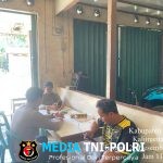 Polisi Sambangi Warga Saat Patroli Siang, Ajak Jaga Keamanan Jelang Tahun Baru