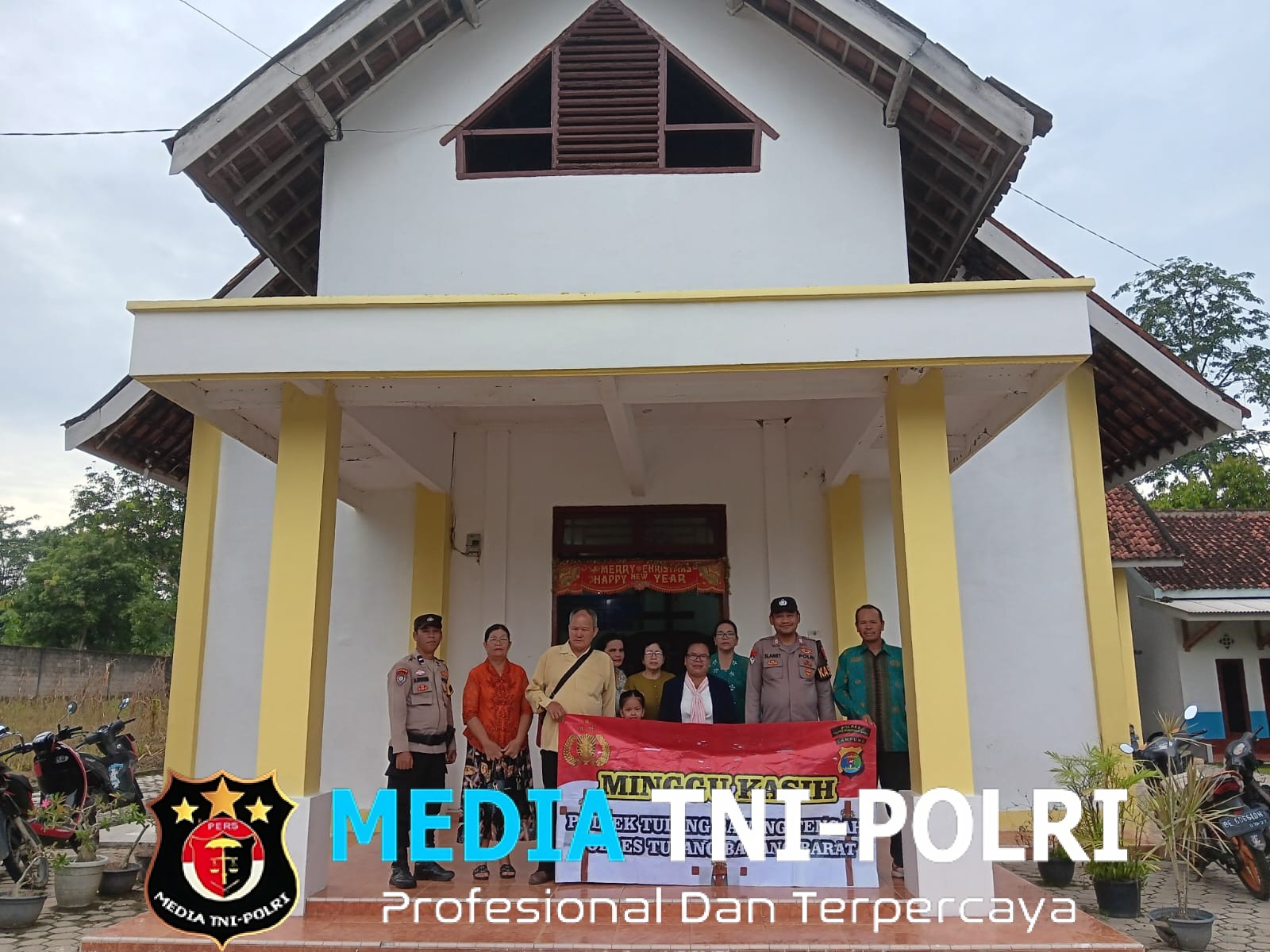 Personil Polsek Tulang Bawang Tengah Laksanakan Pengamanan Minggu Kasih Ibadah Gereja Berikan Rasa Aman saat Ibadah