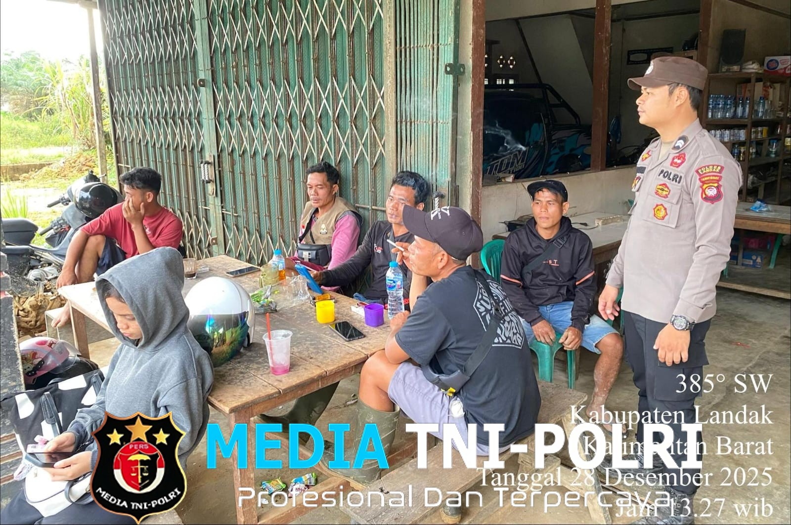 Duduk Bersama Warga, Cara Polisi Bangun Kepercayaan Lewat Patroli Dialogis