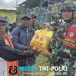 Pos Oksop Satgas Yonif 751/VJS Bagikan Bingkisan Natal di Kampung Atenar Warga Senang dan Merasa Terbantu