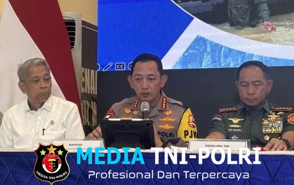 Gerak Cepat Polri di Pusaran Bencana Sumatera Kapolri Kerahkan 10.759 Personel Percepat Pemulihan