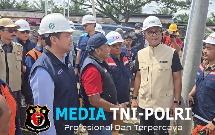 Dirut PTPN IV dan Direktur HK PTPN I Dampingi COO Danantara Tinjau Pembangunan Huntara di Aceh