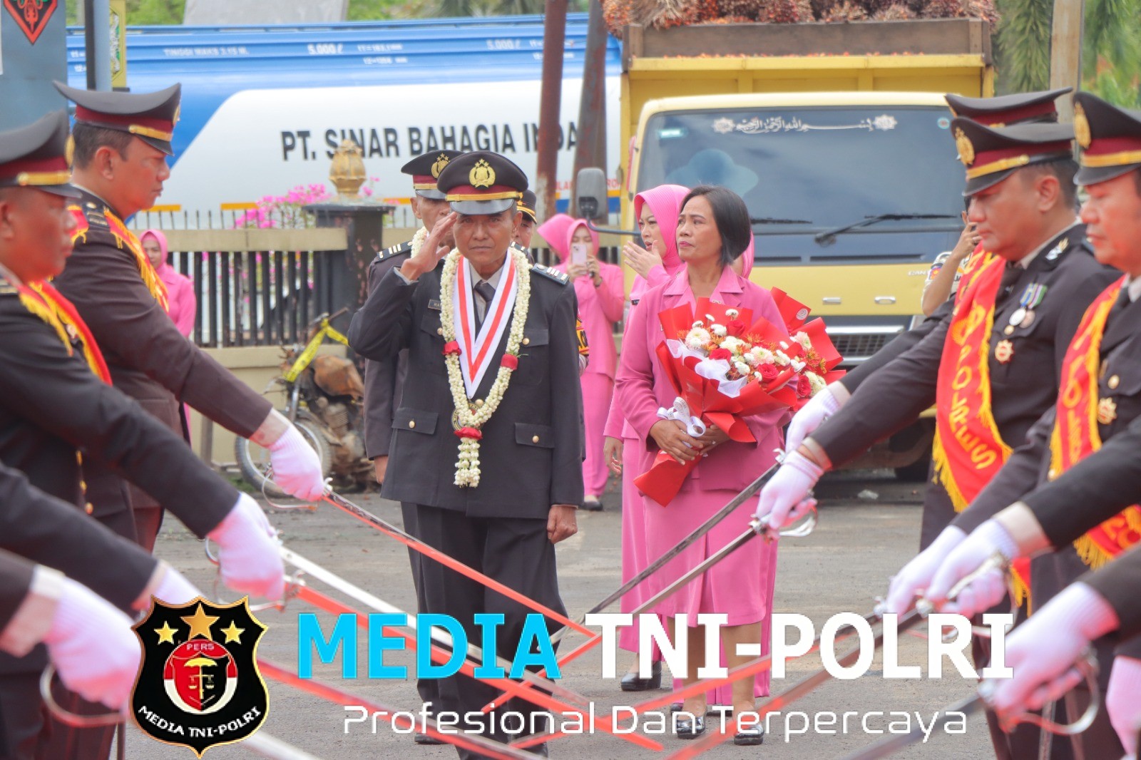 Mengakhiri Tugas dengan Hormat Wisuda Purna Bakti PNPP Polres Kotim, Mengukir Kenangan dan Pengabdian