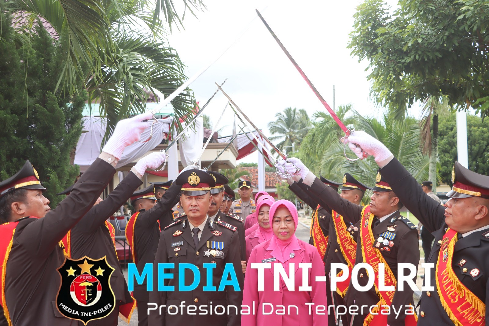 Penuh Haru, Polres Lampung Tengah Gelar Pelepasan Purna Bhakti Personel